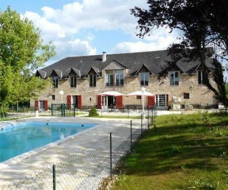 Logis Hotel Auberge De Cartassac Cressensac-Sarrazac Exterior foto
