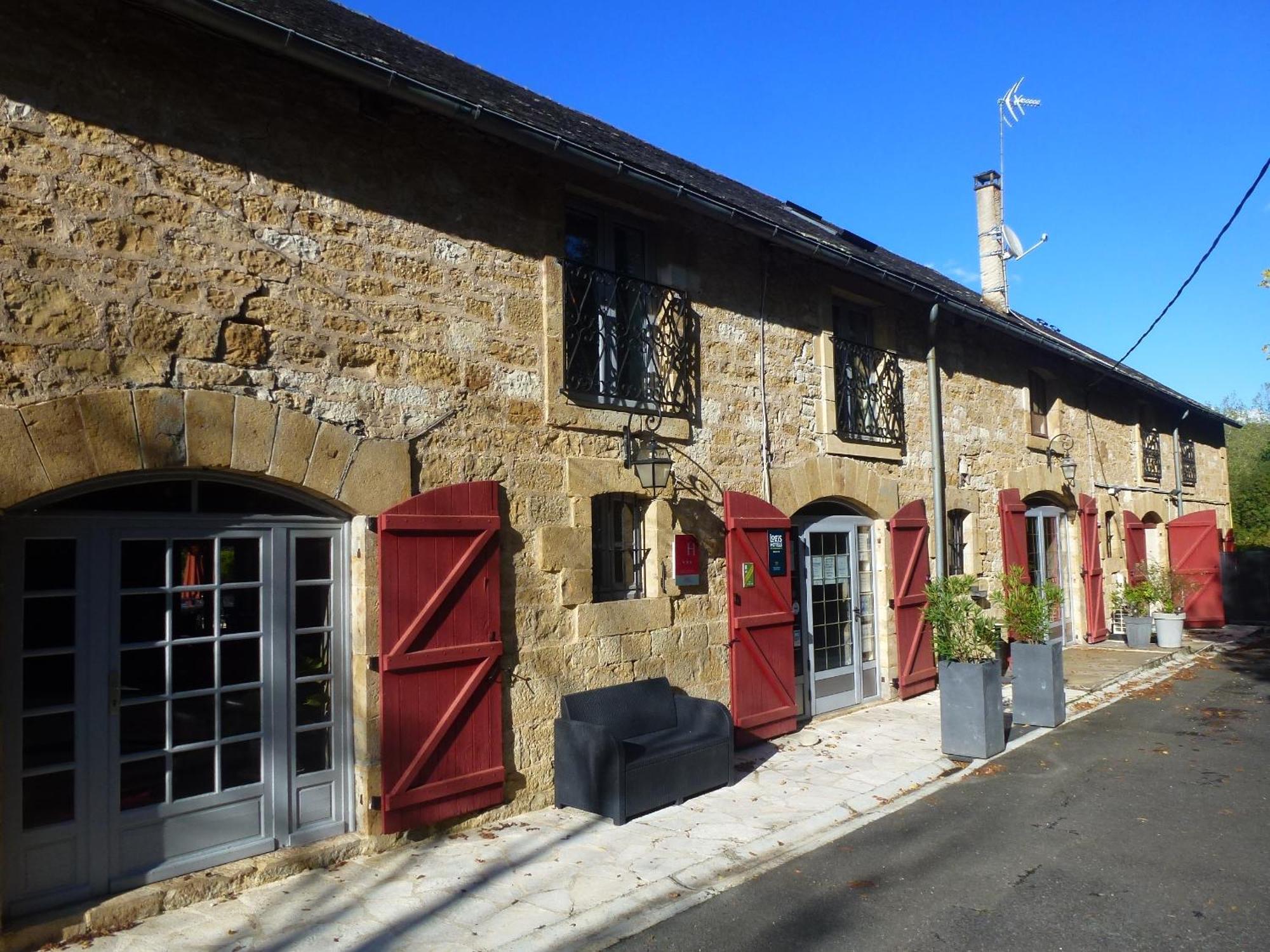 Logis Hotel Auberge De Cartassac Cressensac-Sarrazac Exterior foto
